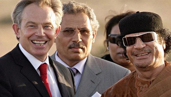 رسالة سرية من بلير إلى القذافي يدعوه للبحث عن ملاذ آمن