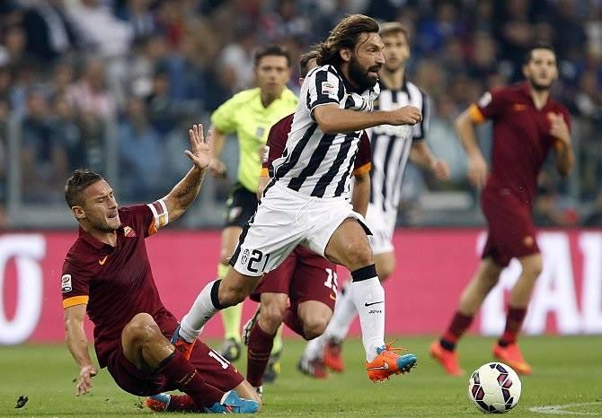 يوفينتوس يتصدر الدوري الإيطالي بعد ثلاثية روما