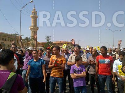 مسيرة رافضة للانقلاب أمام مسجد راغب بـ6 أكتوبر