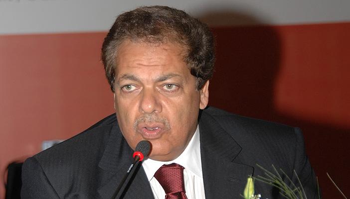 أبو العينين: نتطلع لبرلمان قوي والدستور حقق لنا طفرة في حقوق المواطن