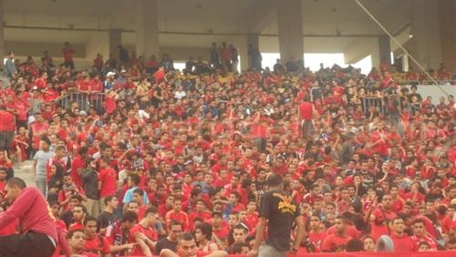 ألتراس أهلاوي يحضر مباراة الفريق السبت