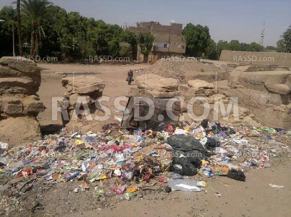 معابد الأقصر تتحول إلى مقالب للقمامة