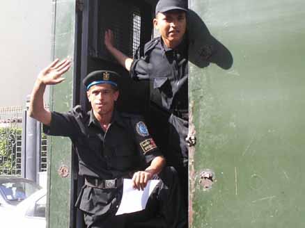 سياسيون: الانقلاب يعسكر الشرطة بإخضاع مجنديها للقضاء العسكري