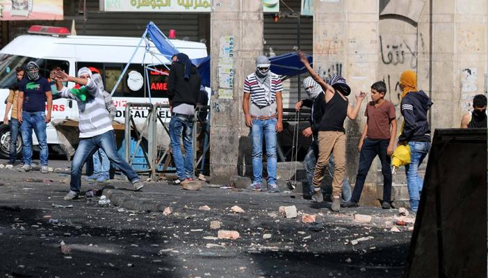 إصابة 5 فلسطينيين في تجدد المواجهات مع جيش الاحتلال بغزة