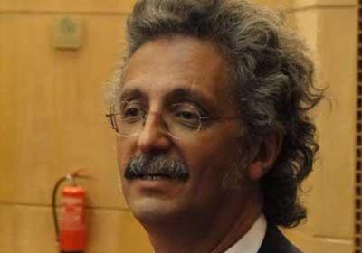 أطباء مصر ينتخبون “أينشتاين الطب” نقيبًا لهم.. تعرف عليه