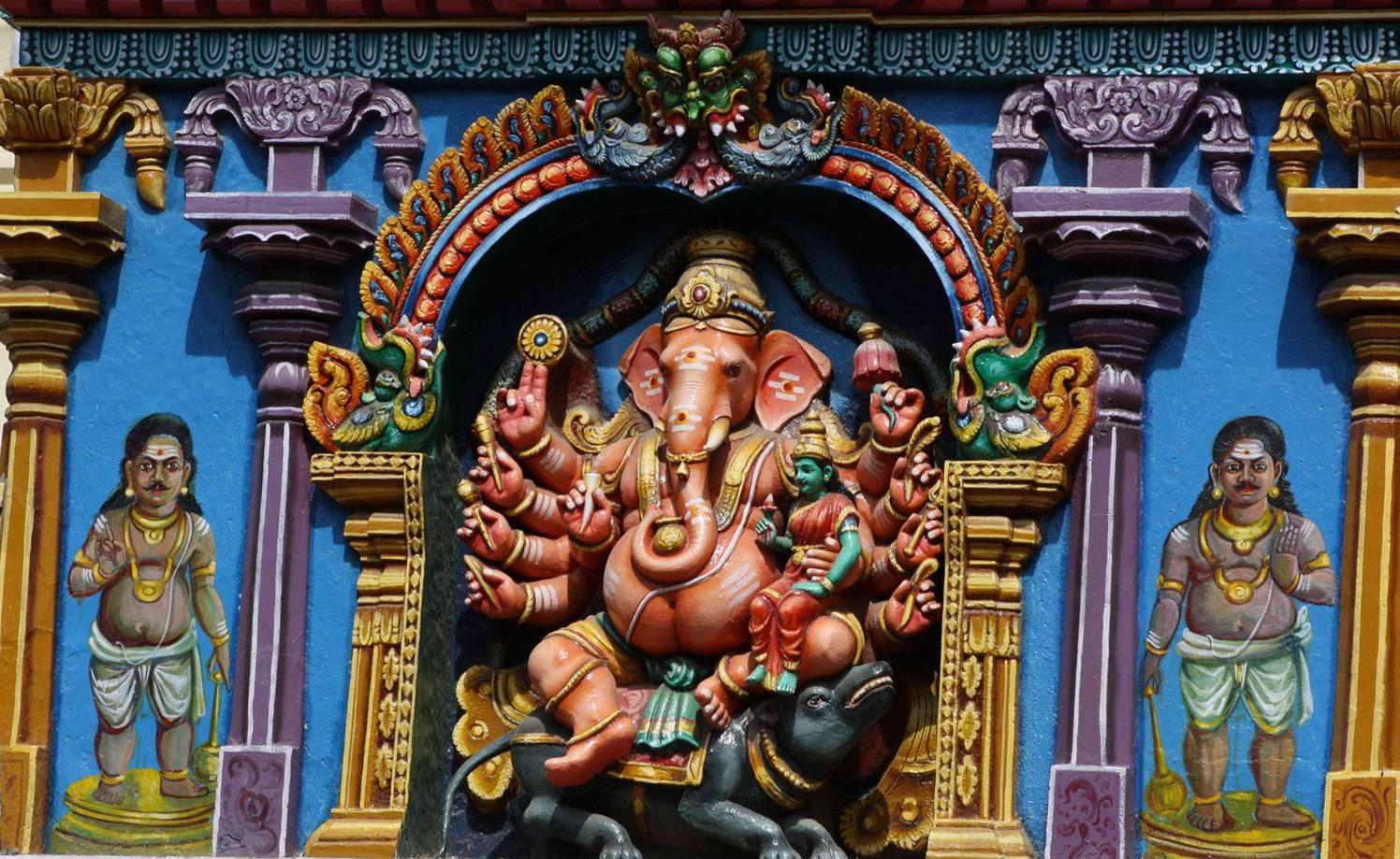 الإمارات تتبرع بقطعة أرض لبناء معبد هندوسي في أبوظبي