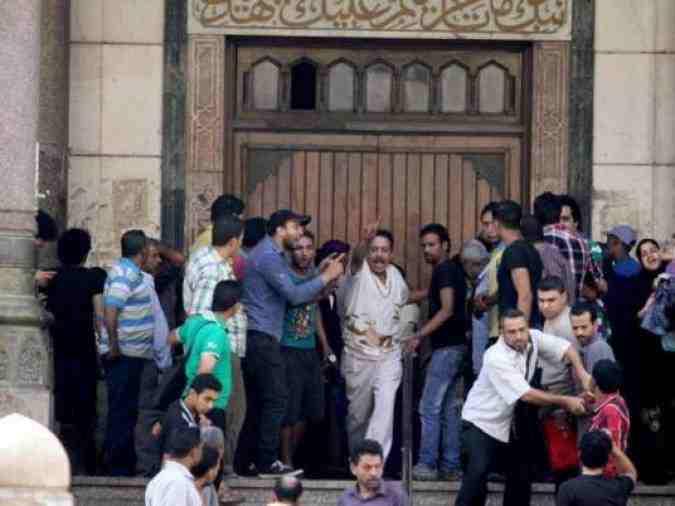 1 ديسمبر.. محاكمة متظاهري مسجد الفتح