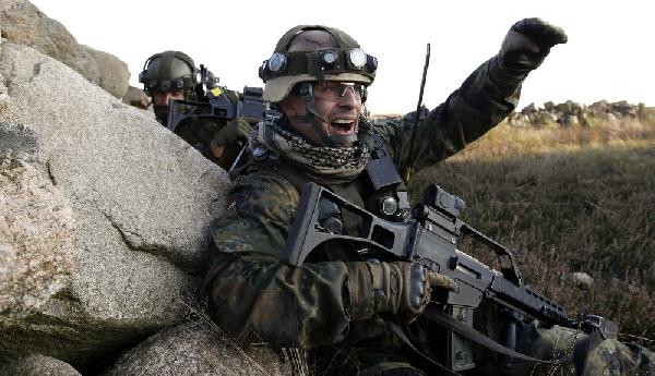 إصابة جندي ألماني إثر سقوط مروحية بأفغانستان