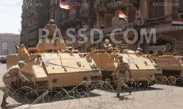 قوات الجيش تغلق مداخل التحرير لمنع صلاة العيد به