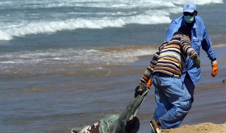 ارتفاع عدد ضحايا غرق قارب بغينيا إلى 18