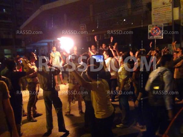 لأول مرة ..وقفة احتجاجية لشباب ضد الإنقلاب أمام محافظة الدقهلية