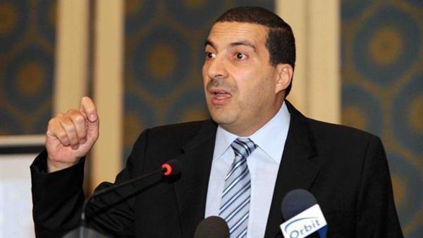 الأوقاف تبارك تعيين “لواء” بديلًا لعمرو خالد في “صناع الحياة”