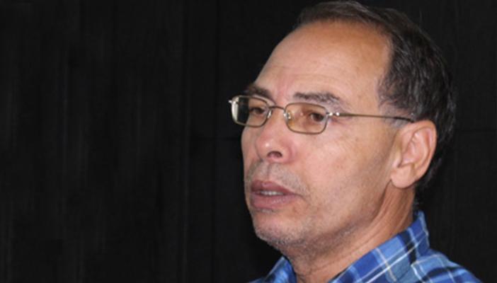 تأسيس لجنة وطنية مغربية للتضامن مع المؤرخ “منجب” بعد منعه من السفر