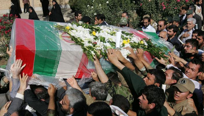 وكالة “تسنيم”: مقتل ضابطين إيرانيين كبيرين بسوريا