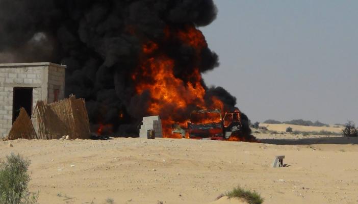 الجيش: القوات الجوية تدمر 3 سيارات أسلحة جنوب الشيخ زويد