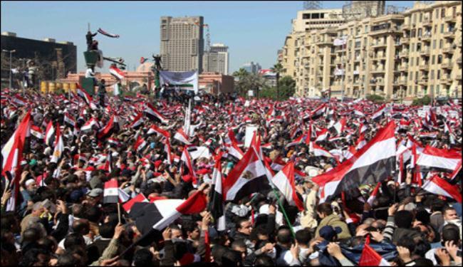 بالفيديو.. سائق التوكتوك وبوعزيزي مصر.. هل يشعلان ثورة جديدة؟