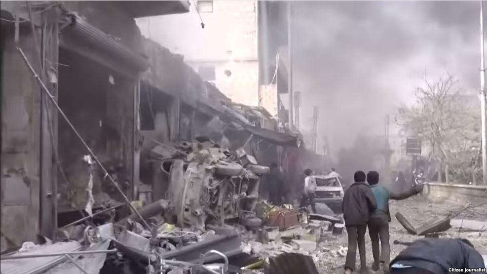 مقتل 27 مدنيًا جراء القصف الجوي على حلب منهم 14 من أسرة واحدة