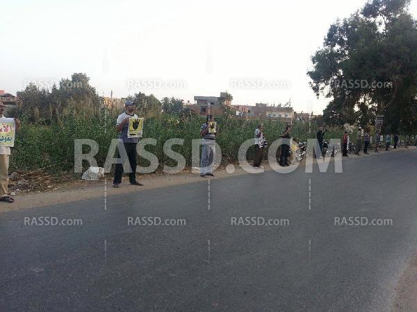 سلسلة بشرية بدمياط فى جمعة “انصروا الأقصي”