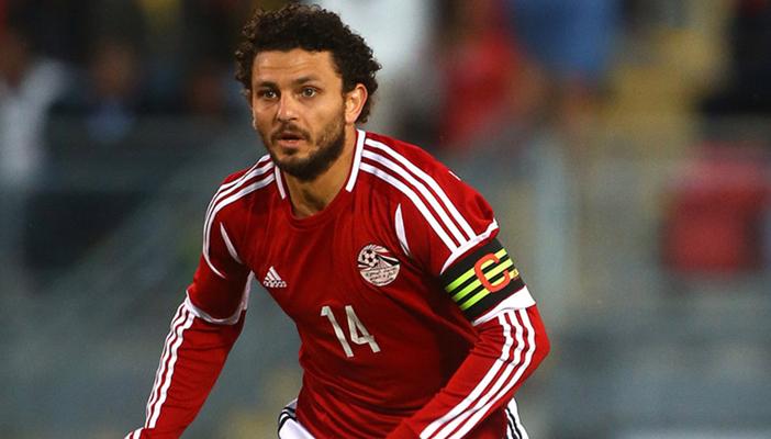 مصدر لـ”رصد”: الأهلي يوافق على إعادة الشارة إلى حسام غالي