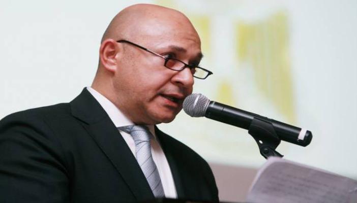 القنصل المصري في دبي: أتوقع زيادة عدد المصوتين بشكل أكبر غدًا