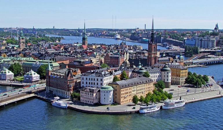 السويد| أنباء عن وجود عسكري تحت مياهها الإقليمية