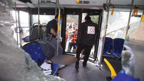 عاجل: 5 جرحى جراء إطلاق نار في محطة حافلات بئر السبع