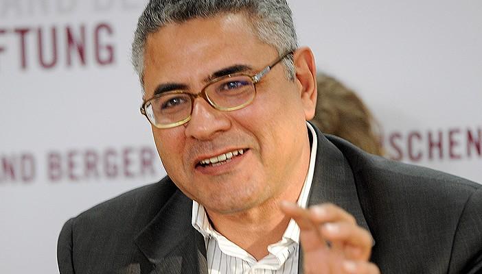 جمال عيد ساخرًا: “هعزم اللي صوتوا على الغدا في مطعم جاد”