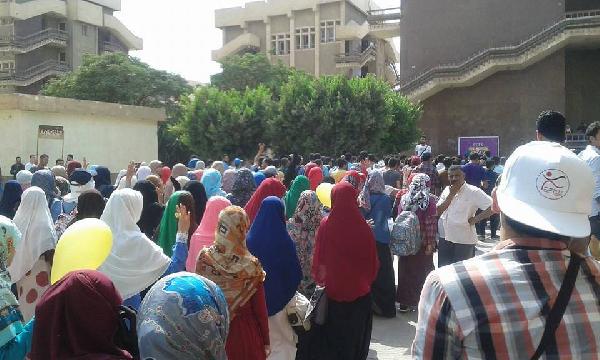 تظاهرة لطلاب جامعة طنطا تنديدًا باعتقال الطلاب