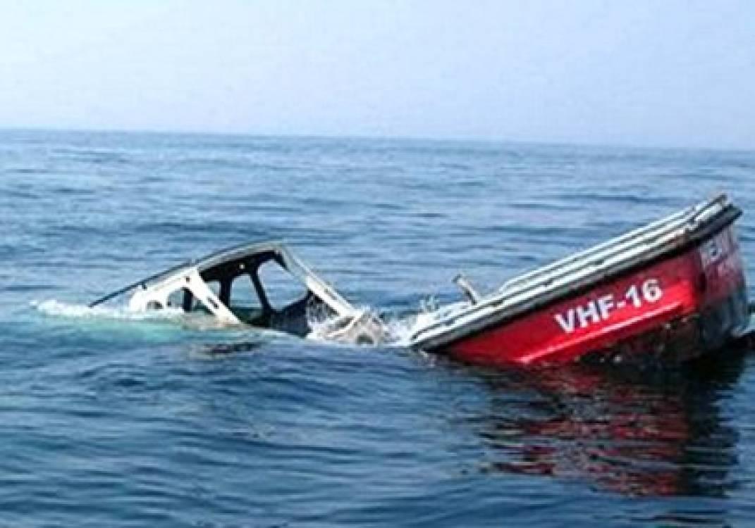 مصرع وإصابة 4 أشخاص في غرق مركب جنوب سيناء