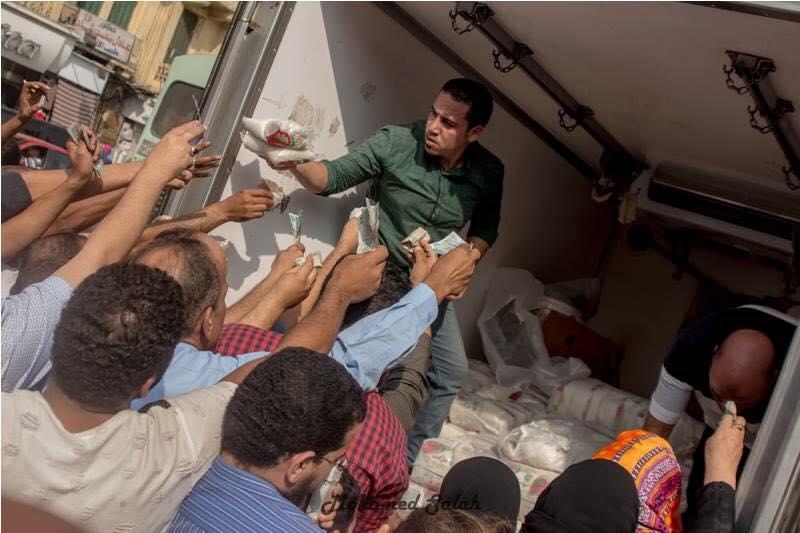 واشنطن بوست: دعوات الغضب تتزايد مع تردي الوضع  الإقتصادي الغير مسبوق