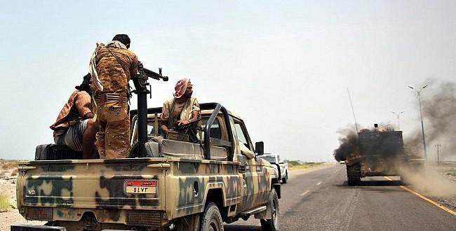 مسلحو القاعدة يسيطرون على مركز مديرية العُدين باليمن