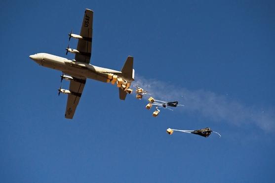 الجيش الأمريكي يدمّر ذخيرة سقطت بالخطأ قرب “داعش”