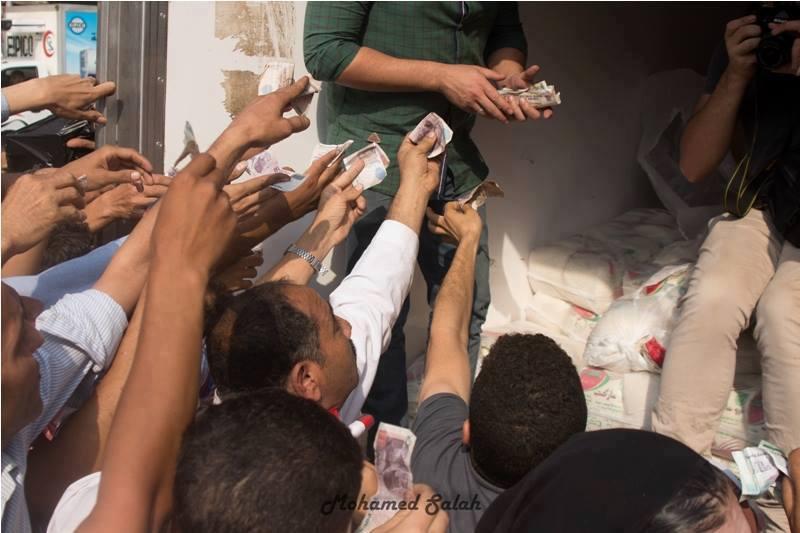 في عهد “السيسي”.. طوابير محدودي الدخل إلى ما لا نهاية