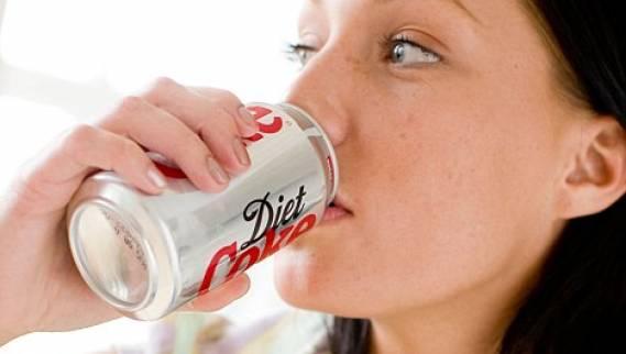 المشروبات “الدايت” تزيد الإصابة بعدة أمراض .. أخرها مرض السكري