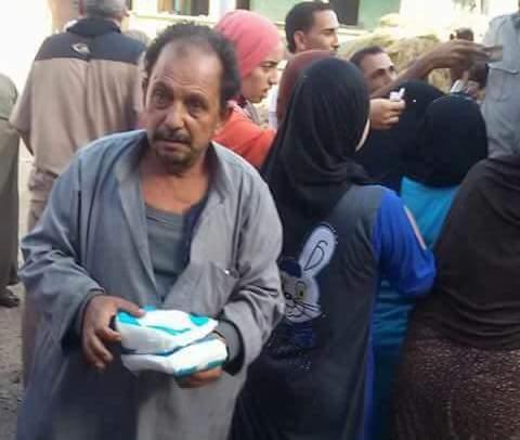 صحيفة إماراتية: الطبقة المتوسطة تعاني في عهد السيسي