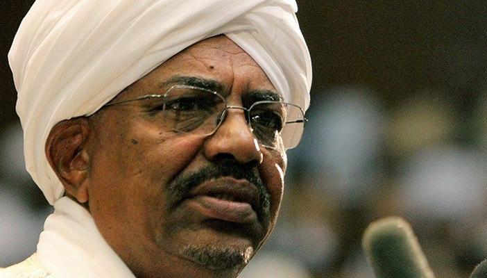 الرئيس السوداني يطالب بتدخل السعودية لحل خلافه مع مصر حول حلايب