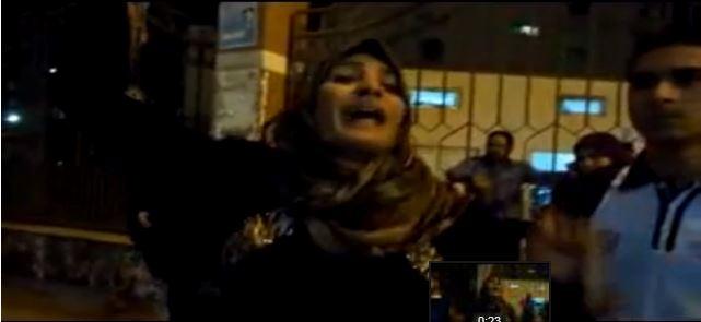 أمن الانقلاب يعتدى على نساء وقفة بورسعيد بالصاعق الكهربائي