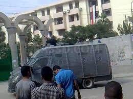 قوات الانقلاب تعتدي على متظاهري حلوان بالغاز والخرطوش