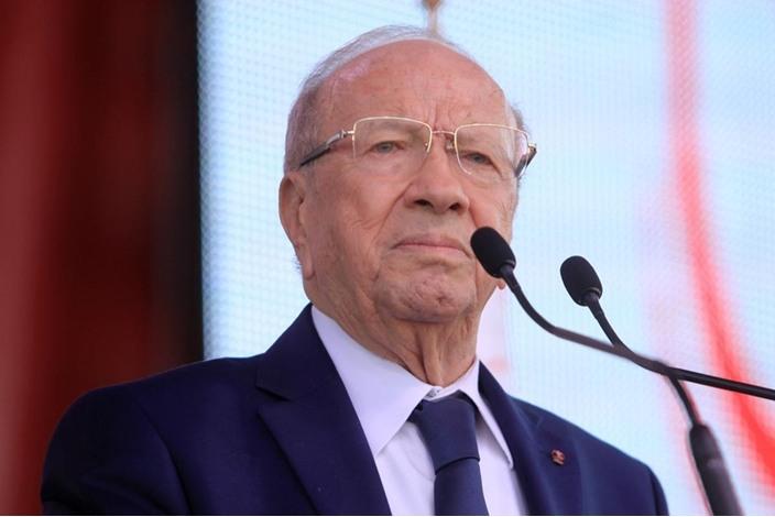 ساسة تونسيون: السبسي أهان المرأة التونسية