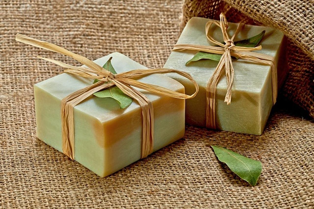 10 فوائد لصابونة الكبريت.. تعرَّفي عليها