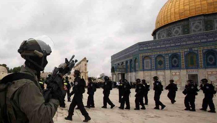 إسرائيل تمنع الفلسطينيين من نصب كاميرات في الأقصى