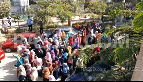 الأمن يعتدي على مسيرة طلاب بني سويف ويحتجز فتاتين