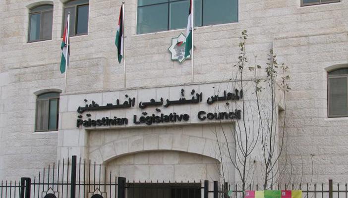 “التشريعي الفلسطيني” يطالب مصر بوقف إغراق أنفاق غزة