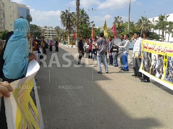 سلاسل بشرية ومسيرات منددة بالانقلاب العسكري بجامعة الفيوم