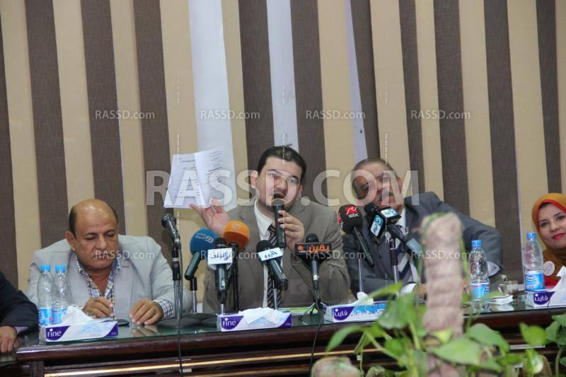 صور| “الصيادلة” تناقش مشكلة عقار فيروس سي الجديد