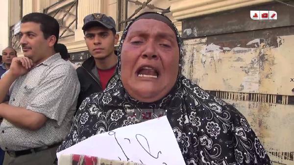 فيديو| “إيمان” تنقلب على الحكومة بسبب “جارها اللي اتغز”