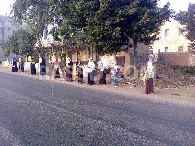 وقفة لطلاب ضد الانقلاب بطريق ميت غمر-القاهرة