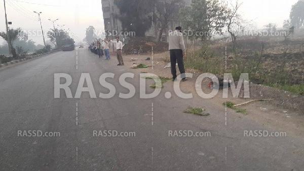 سلسلة بشرية على طريق أجا المنصورة تندد بحكم العسكر