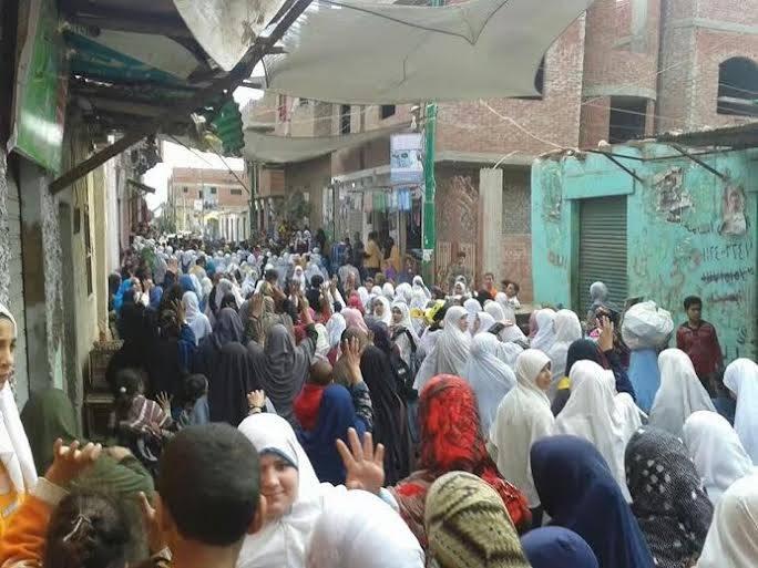 مسيرة لطالبات المدارس في المنصورية للإفراج عن المعتقلين