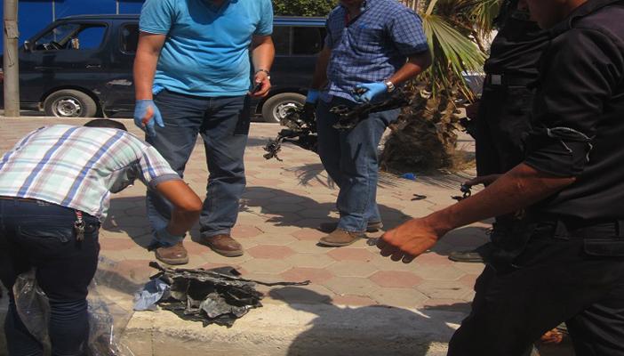 تفكيك عبوة هيكلية أسفل كوبري “عرابي” بالمهندسين